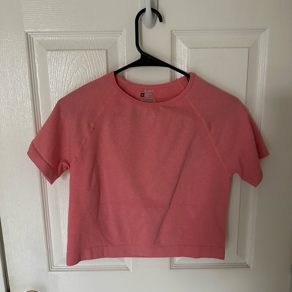 NWOT Vanoluya - Pink Crop Top Seamless Short Sleeve Top - Picture 12 of 14